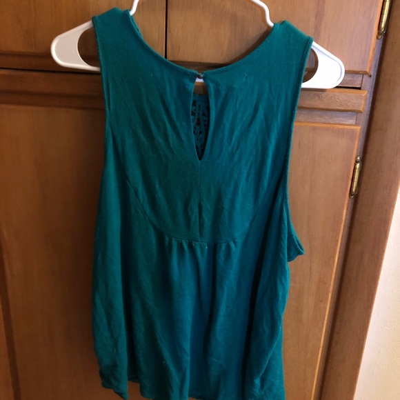 Women’s green lace tank top, L - Picture 2 of 3